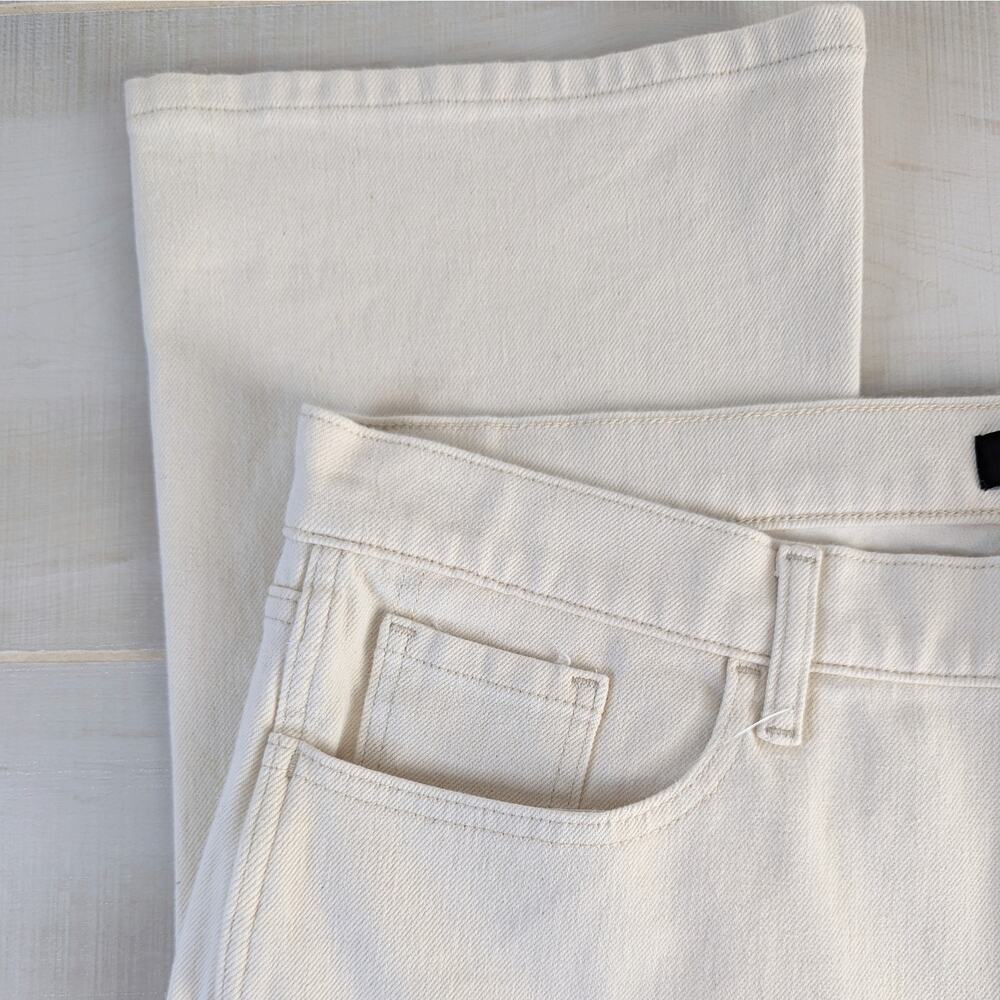 Banana Republic NWT White Ecru Wash High Rise Crop Boot Denim Jean Size 34 - Picture 4 of 9